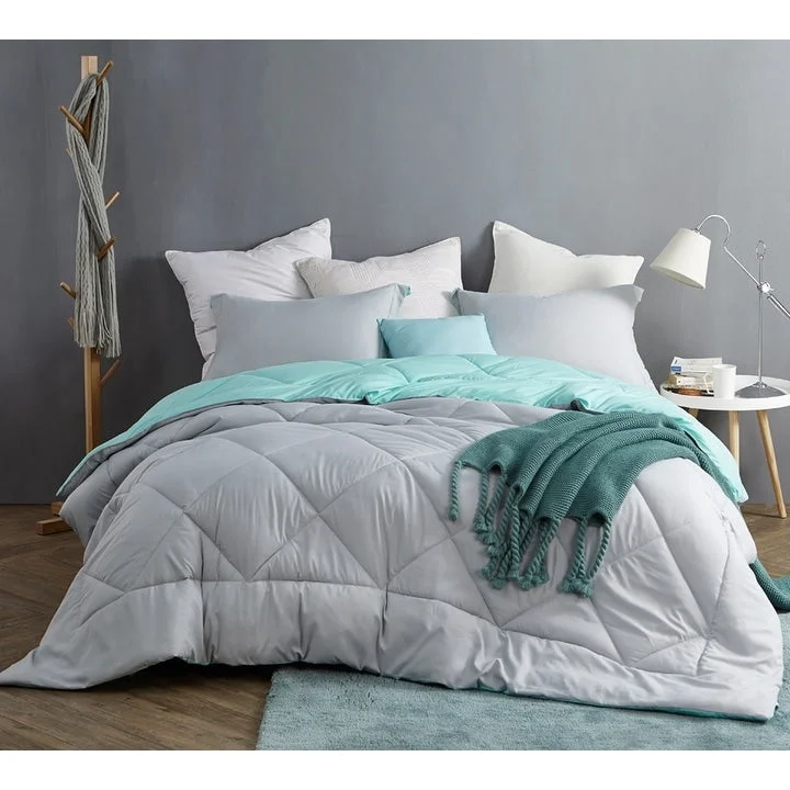Queen - size comforters for standard queen - sized mattressesBYB Glacier Gray/Yucca Reversible Comforter - Oversized Bedding Queen - size comforters for standard queen - sized mattressesBYB Glacier Gray/Yucca Reversible Comforter - Oversized Bedding