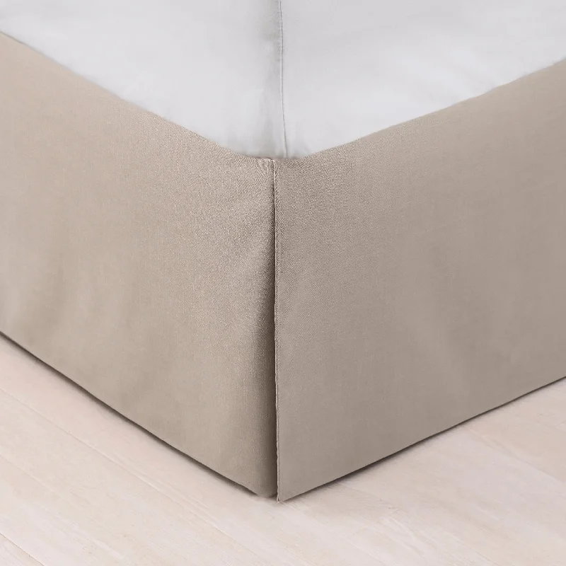 Checkered bed skirts for a classic patternPaseo Road by Hiend Accents Trent Bed Skirt, 1PC Checkered bed skirts for a classic patternPaseo Road by Hiend Accents Trent Bed Skirt, 1PC