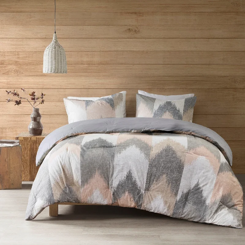 Duck down comforters with a softer feel and good warmth retentionINK+IVY Alpine Blush 3-Piece Cotton Comforter Mini Set