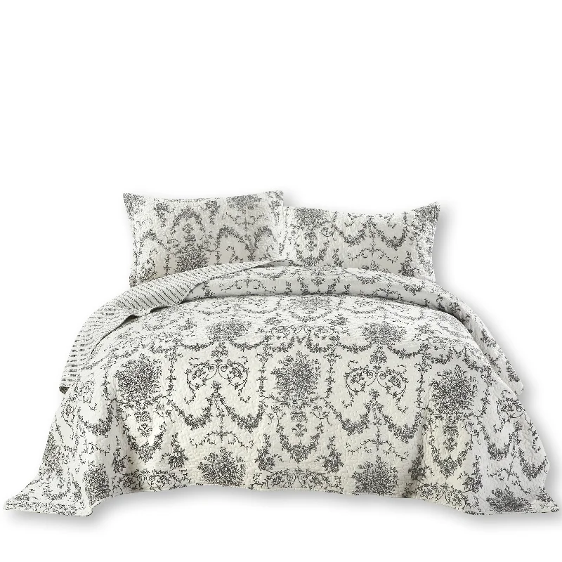 industrial style bedspreads with a rugged look for urban loftsDaDa Bedding Victorian Candelabra Floral Filigree Damask Black & White Elegance Bedspread Set (Aimee) industrial style bedspreads with a rugged look for urban loftsDaDa Bedding Victorian Candelabra Floral Filigree Damask Black & White Elegance Bedspread Set (Aimee)
