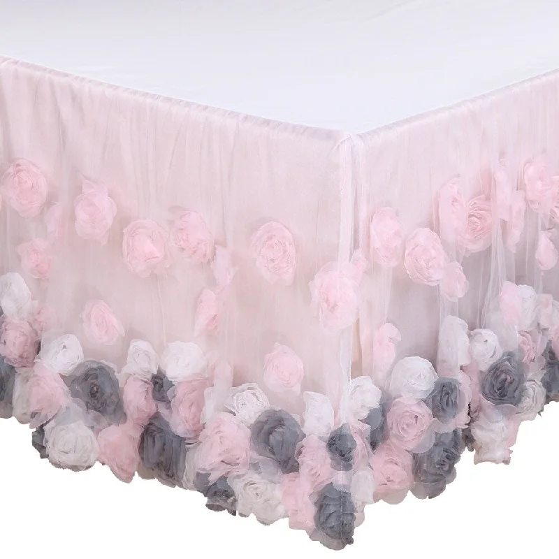 Bed skirts with a unicorn - themed print for kids' bedsThe Peanutshell Colette Dust Ruffle Bed skirts with a unicorn - themed print for kids' bedsThe Peanutshell Colette Dust Ruffle