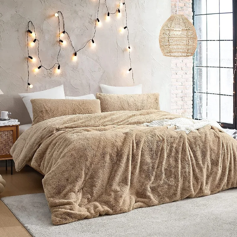 Latex - filled comforters with a bouncy texture and good supportMan Crush - Coma Inducer® Oversized Comforter Set - Teddy Bear Brown Latex - filled comforters with a bouncy texture and good supportMan Crush - Coma Inducer® Oversized Comforter Set - Teddy Bear Brown