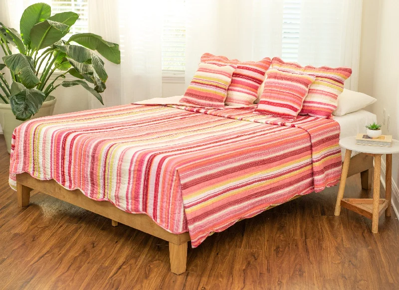 tropical style bedspreads with palm leaves and bright colors for a vacation - like vibeDaDa Bedding Multi-Red Pink Boho Summer Stripes Scalloped Lightweight Coverlet Bedspread Set (DXJ101824) tropical style bedspreads with palm leaves and bright colors for a vacation - like vibeDaDa Bedding Multi-Red Pink Boho Summer Stripes Scalloped Lightweight Coverlet Bedspread Set (DXJ101824)