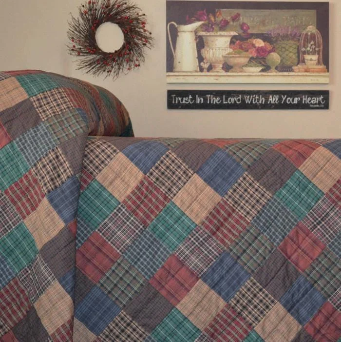 rustic farmhouse bedspreads with patchwork designs for a cozy feelLincoln Plaid Hand Quilted Bedspread Quilt rustic farmhouse bedspreads with patchwork designs for a cozy feelLincoln Plaid Hand Quilted Bedspread Quilt