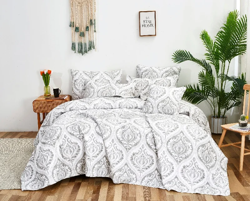 gothic style bedspreads with dark colors and ornate details for a mysterious bedroomTache Dreamy Moon Sky Ogee Damask Heather Gray White Quilt Set (TB300) gothic style bedspreads with dark colors and ornate details for a mysterious bedroomTache Dreamy Moon Sky Ogee Damask Heather Gray White Quilt Set (TB300)