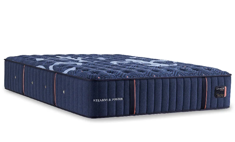 Latex mattresses with natural bounce and breathabilityStearns & Foster Lux Estate Tight Top Medium
