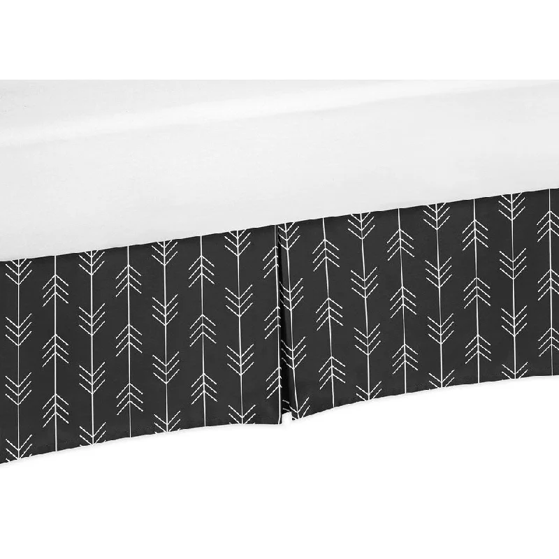 Bed skirts with a wrinkle - resistant fabricSweet Jojo Designs Black and White Woodland Arrow Queen Bed Skirt Bed skirts with a wrinkle - resistant fabricSweet Jojo Designs Black and White Woodland Arrow Queen Bed Skirt