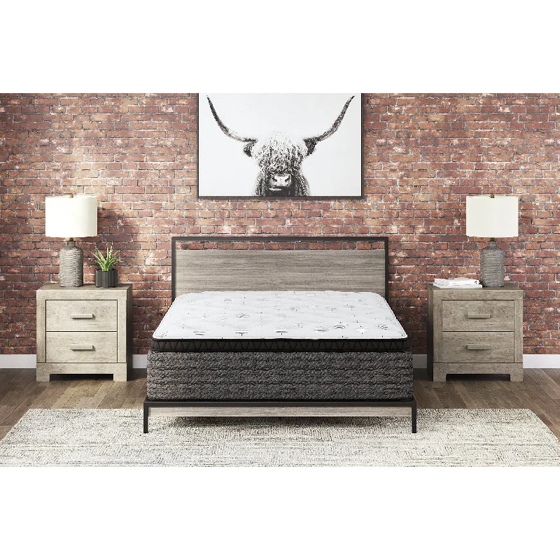 King - size mattresses for spacious master bedroomsSignature Design by Ashley 16-inch Ultra Luxury Euro top with Memory Foam Plush Mattress King - size mattresses for spacious master bedroomsSignature Design by Ashley 16-inch Ultra Luxury Euro top with Memory Foam Plush Mattress