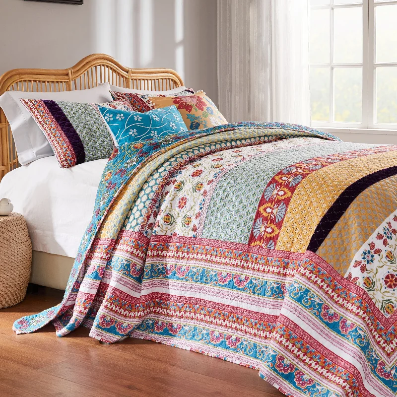 victorian style bedspreads with intricate embroidery for a classic and elegant touchThalia Tango Bedspread Set victorian style bedspreads with intricate embroidery for a classic and elegant touchThalia Tango Bedspread Set
