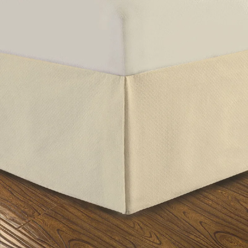 Bed skirts with a football - team - colored patternDreamSpace Diamond Matelasse Tailored 14-inch Bedskirt Bed skirts with a football - team - colored patternDreamSpace Diamond Matelasse Tailored 14-inch Bedskirt