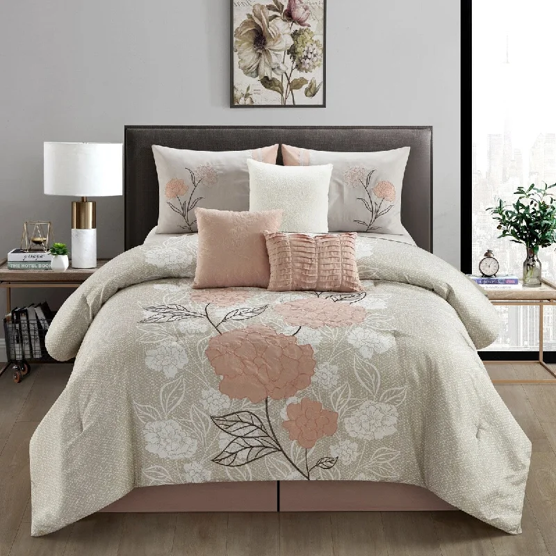 Goose down comforters known for their superior quality and insulationNanshing Carmella 7 Piece Floral Comforter Set
