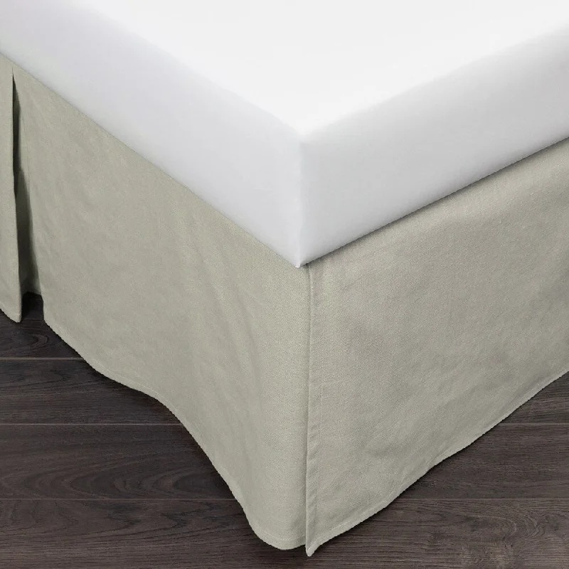 Bed skirts with a retro - style patternPaige Asparagus 3 Piece Tuck in Bed Skirt