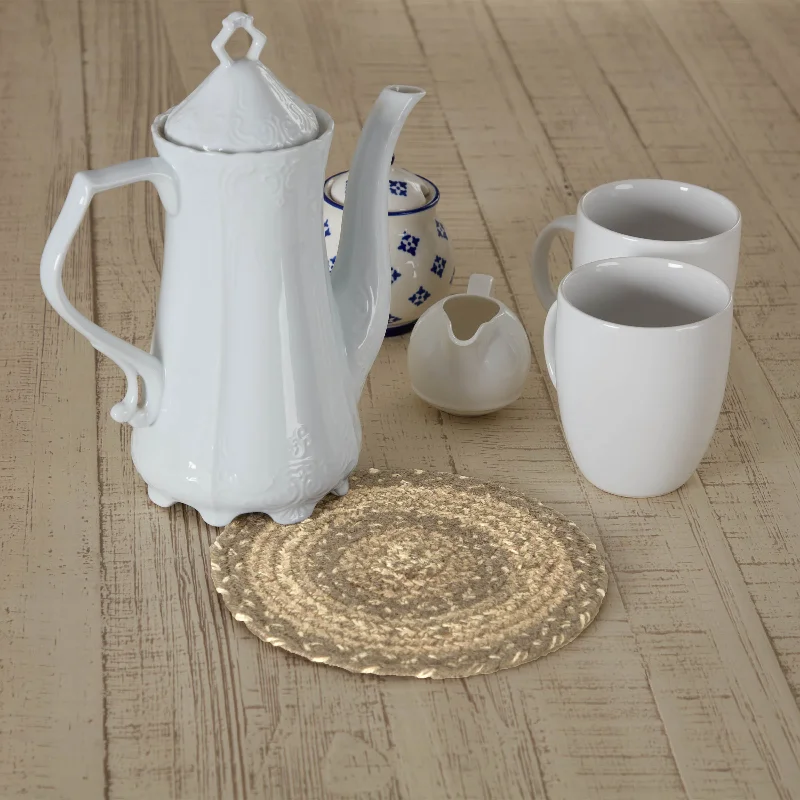 Bed skirts with a geometric cut - out designCobblestone Jute Trivet 8