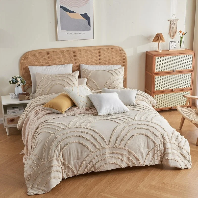 Full - size comforters suitable for full - sized beds in guest rooms or small bedroomsBoho Beige Tufted Rainbow Comforter Full - size comforters suitable for full - sized beds in guest rooms or small bedroomsBoho Beige Tufted Rainbow Comforter