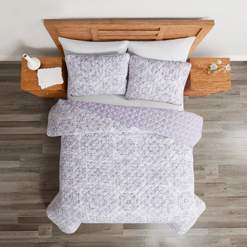 Microfiber - filled comforters that are lightweight and easy to care forAdara Quilt Set Microfiber - filled comforters that are lightweight and easy to care forAdara Quilt Set