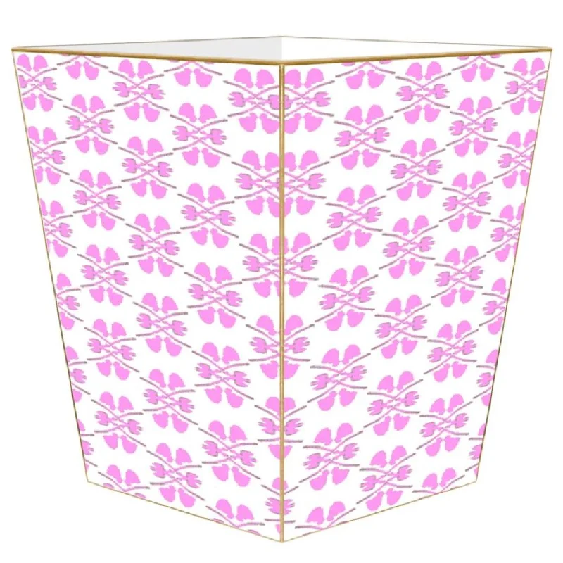 Queen - size duvets suitable for standard queen - sized mattressesClover Pink Waste Basket Queen - size duvets suitable for standard queen - sized mattressesClover Pink Waste Basket