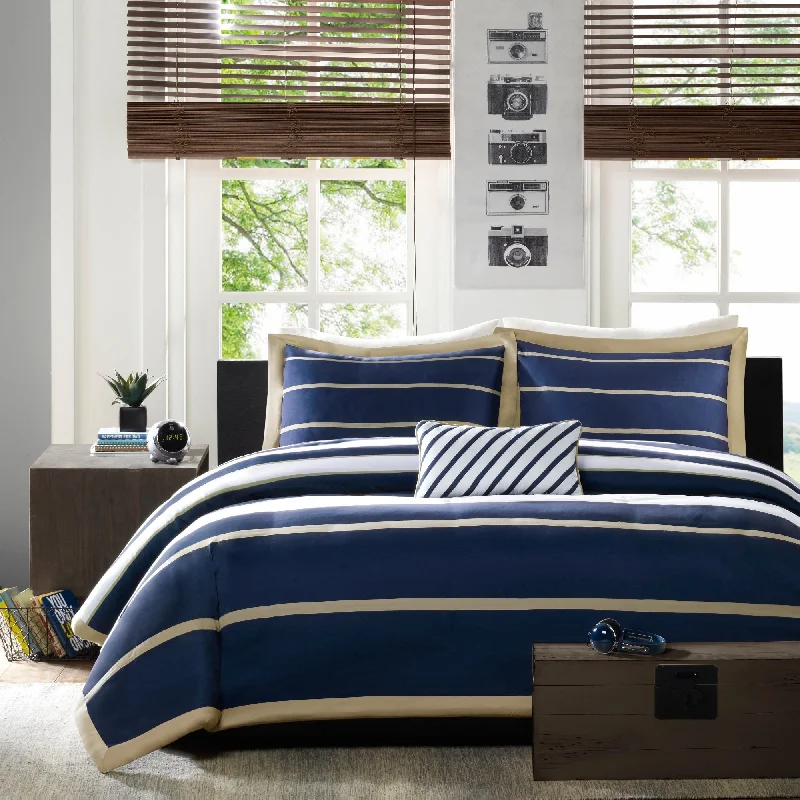 Full - size comforters suitable for full - sized beds in guest rooms or small bedroomsIntelligent Design Garrett Comforter Set