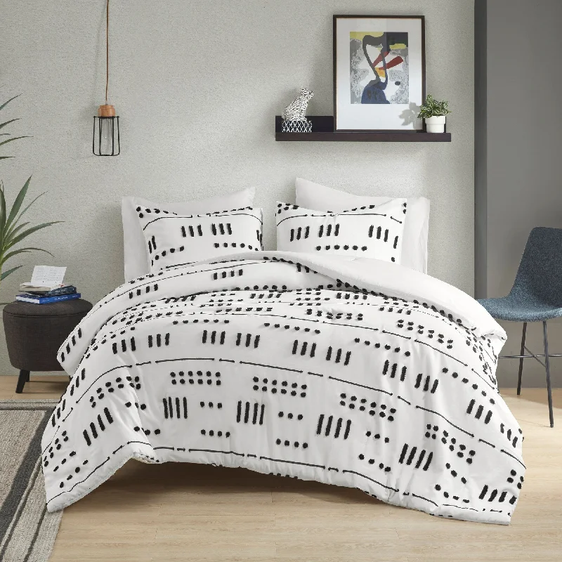 Full - size comforters suitable for full - sized beds in guest rooms or small bedroomsIntelligent Design Ayla Clip Jacquard Comforter Set